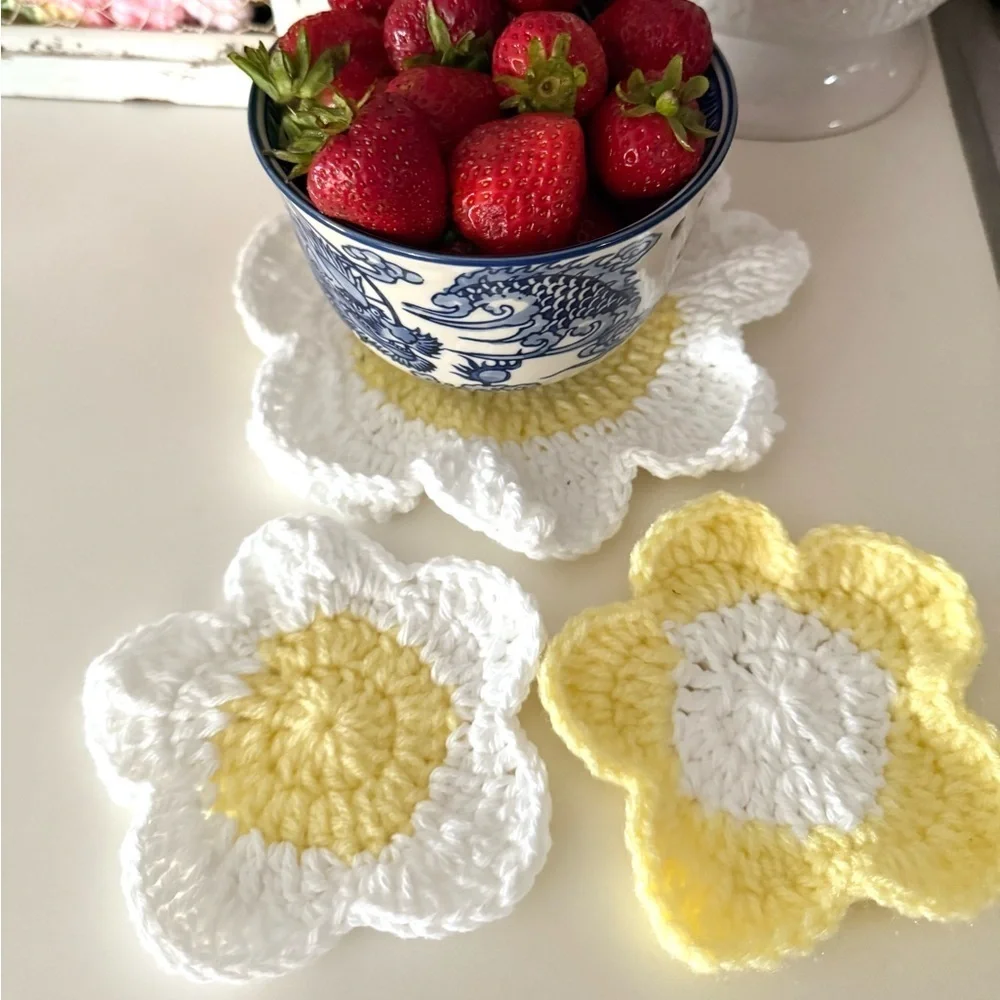 Handmade Crochet Flower Set – Pot Holder & Coasters (3 Pieces)
